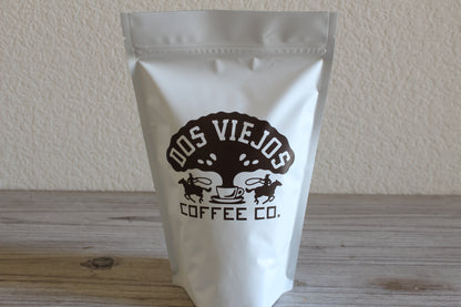 SHADE TREE | LIGHT-MEDIUM ROAST | 12 oz
